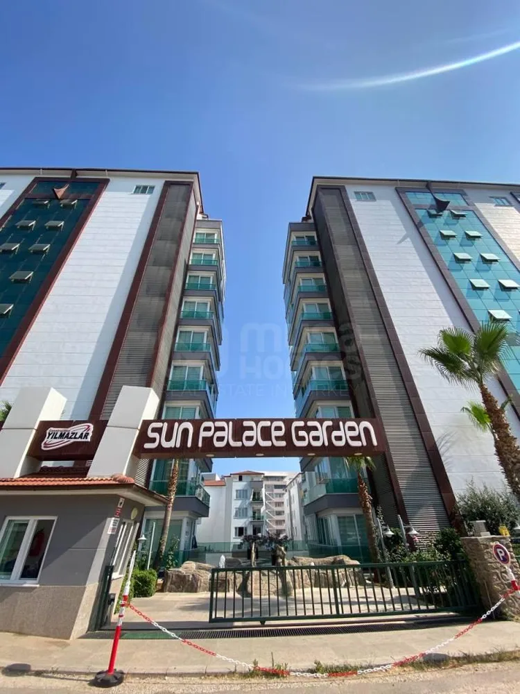 Furnished 2+1 apartment close to the sea in Tosmur 