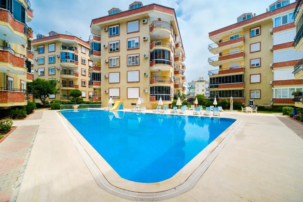 Furnished 2+1 apartment close to the sea in Oba 