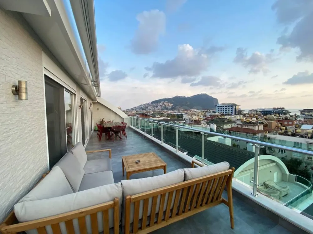 BEST HOME 20 CLEOPATRA SELECT Furnished 3+1 Duplex with a sea view on Kleopatra 