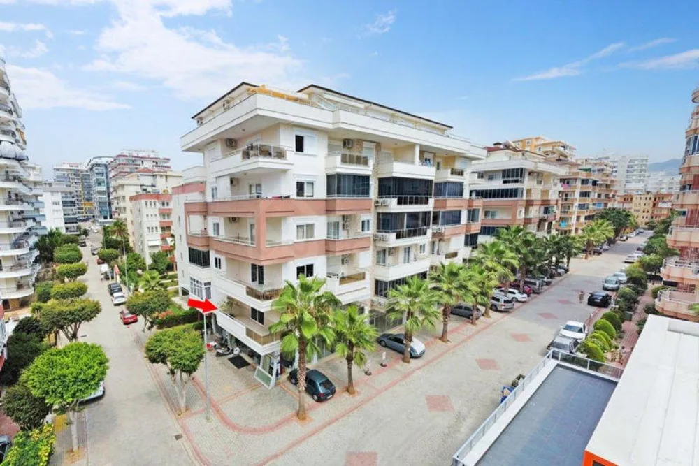 Alanya, Mahmutlar. Furnished 2+1 apartment close to the sea 