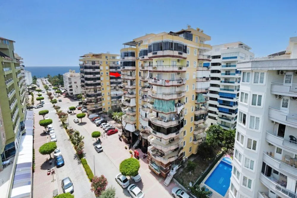Alanya, Mahmutlar. Furnished 2+1 apartment close to the sea 