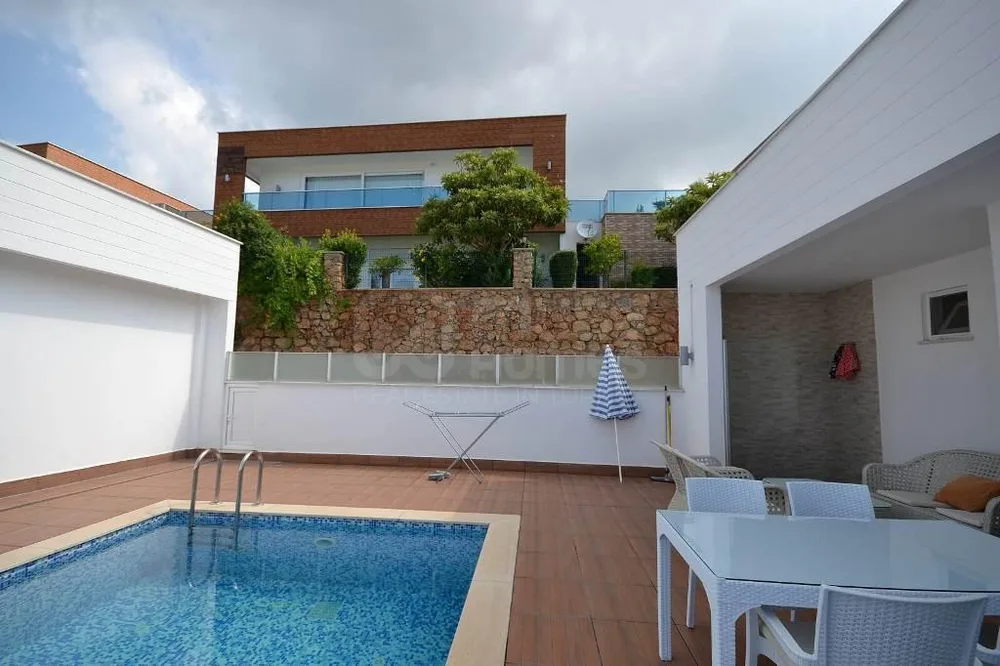Alanya, Kargicak. Furnished 3+1 villa with a sea view 