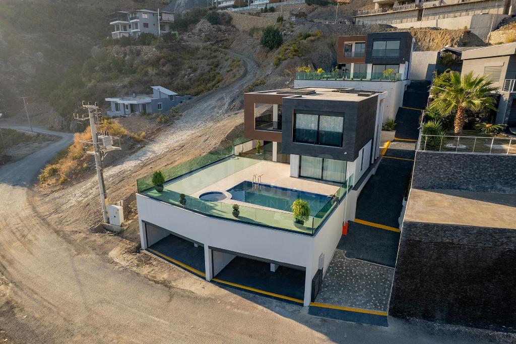  - image 4