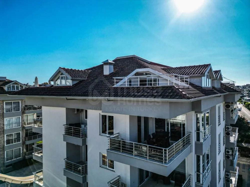 AQUA GARDEN Furnished 4+1 duplex with a mountain view in Oba 