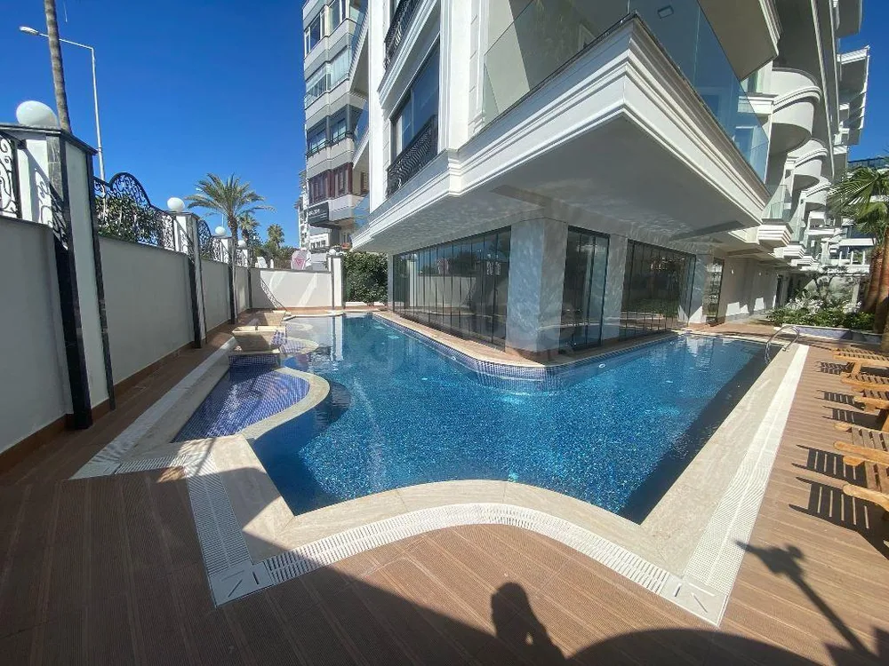 KALAN IMPERİUM Furnished 1+1 apartment in front of the sea in Cumhuriyet 