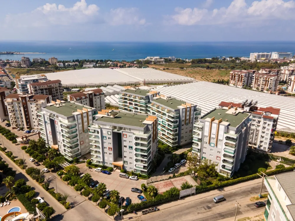 EMERALD PARK Furnished 2+1 duplex with a sea view in Avsallar 