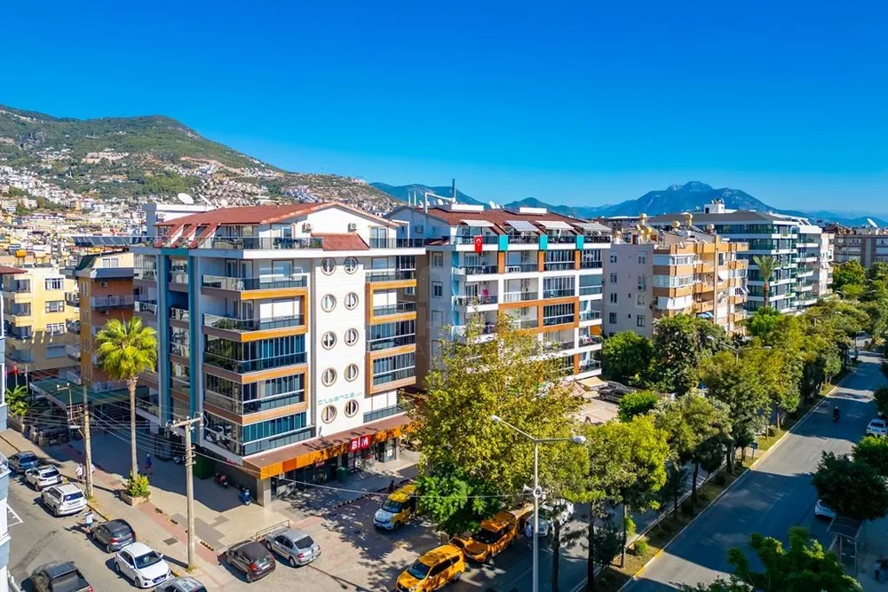 OZDENCE RESİDENCE Furnished 1+1 apartment close to the sea on Kleopatra 