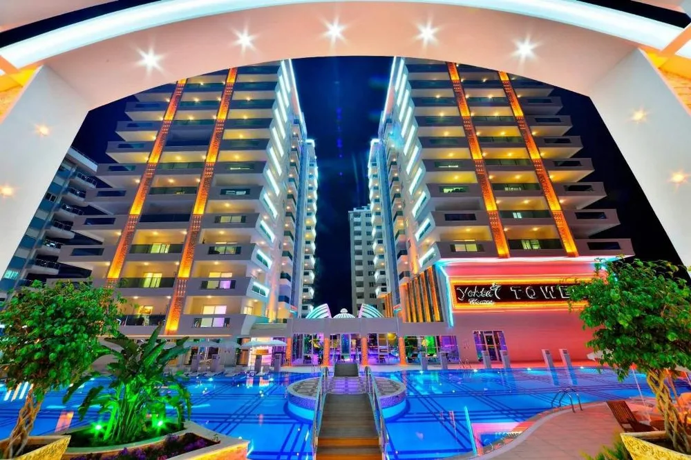 YEKTA TOWERS Furnished 2+1 apartment close to the sea in Mahmutlar 
