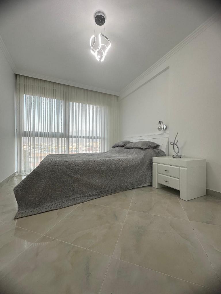  - image 4