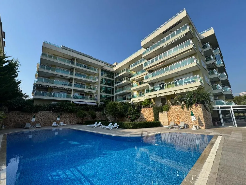 HABİTAT HİLL Furnished 1+1 apartment with a sea view in Kestel 