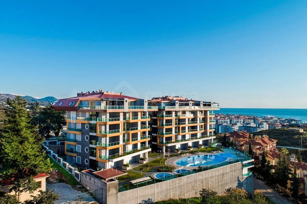KESTEL ARMANİ Furnished 1+1 apartment with a sea view in Kestel 