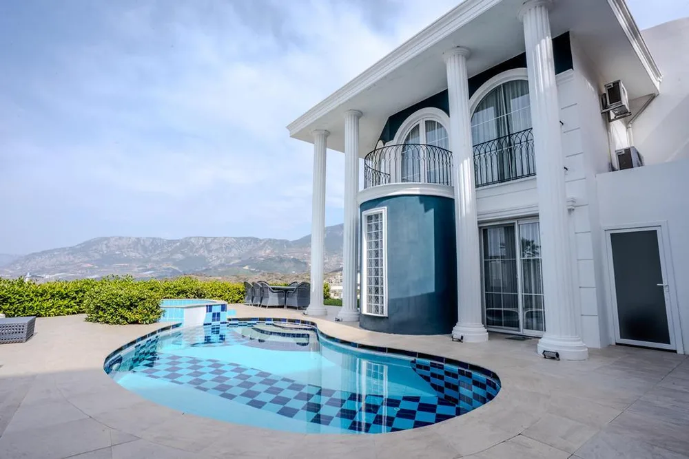 MAVI VILLA Furnished 4+1 villa suitable for Citizenship in Kargicak 