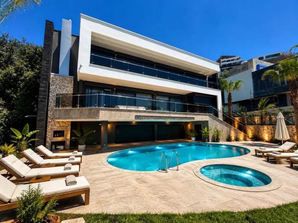 MODA NATUREL Furnished triplex villa suitable for Citizenship in Bektaş 