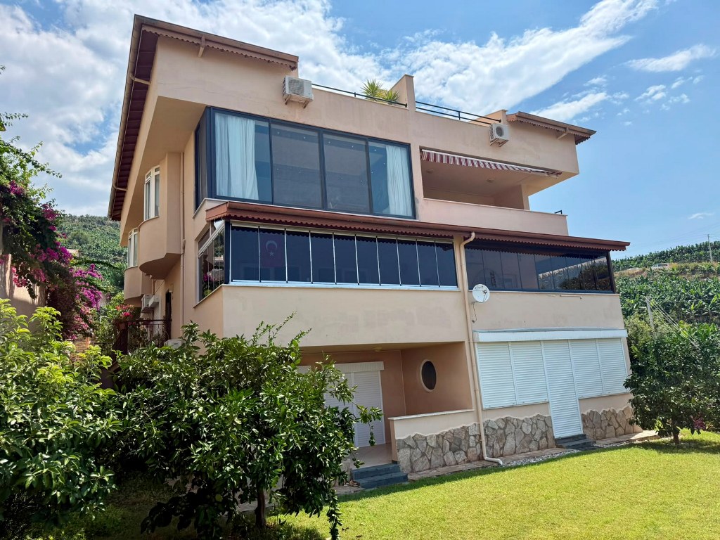  - image 4