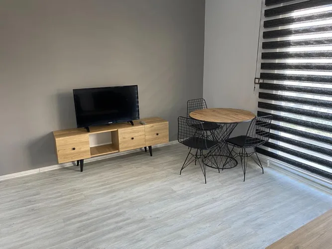  - image 4
