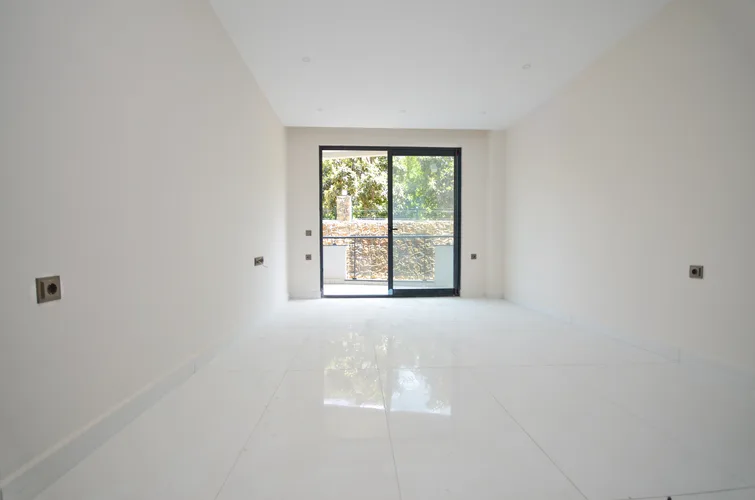  - image 4