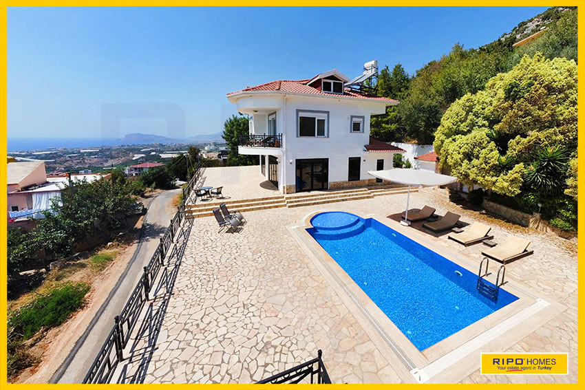 Properties for sale Ripo code:1306-252-15-P